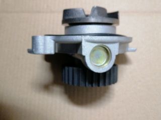bontott AUDI A6 C4 Vízpumpa