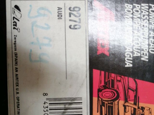 bontott AUDI A6 C4 Vízpumpa