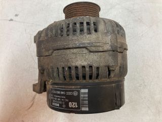 bontott AUDI A6 C4 Generátor