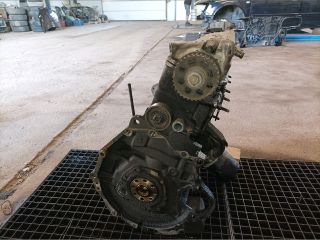 bontott AUDI A6 C4 Motor (Fűzött blokk hengerfejjel)