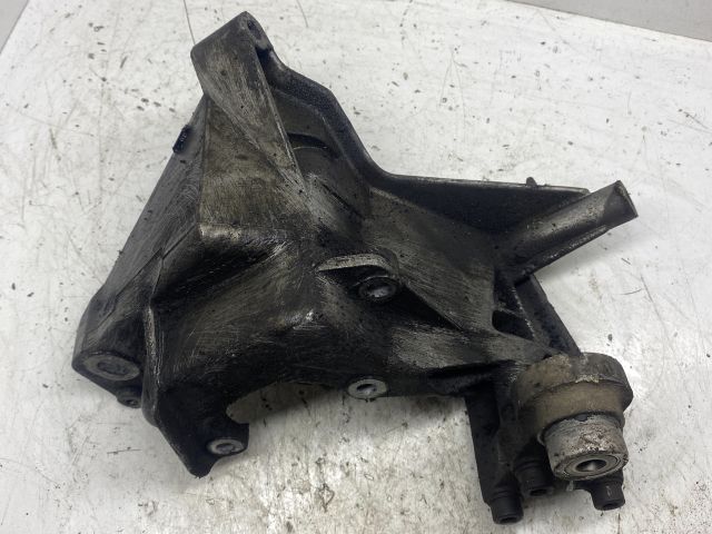 bontott AUDI A6 C4 Szervó Tartó Bak (Magában)