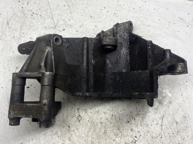 bontott AUDI A6 C4 Szervó Tartó Bak (Magában)