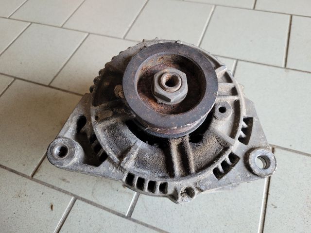 bontott AUDI A6 C4 Generátor