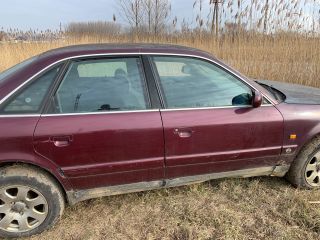 bontott AUDI A6 C4 Jobb első Csonkállvány Kerékaggyal