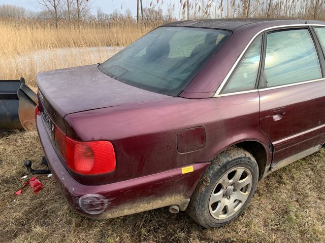 bontott AUDI A6 C4 Jobb első Féknyereg Munkahengerrel