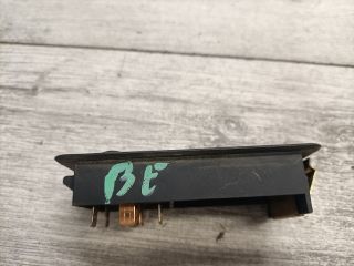 bontott AUDI A6 C4 Ablakemelő Kapcsoló Négyes / Kettes