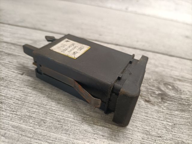 bontott AUDI A6 C4 Ablakfűtés Kapcsoló