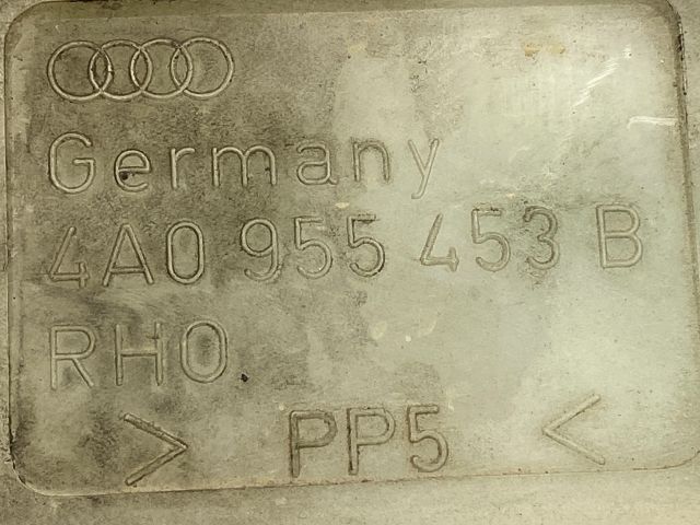 bontott AUDI A6 C4 Ablakmosó Tartály