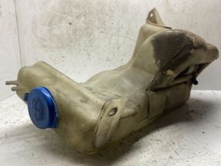 bontott AUDI A6 C4 Ablakmosó Tartály