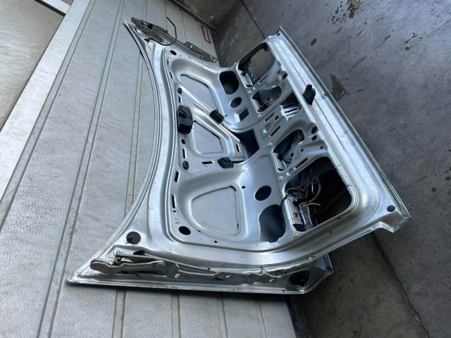 bontott AUDI A6 C4 Csomagtérajtó (Üres lemez)