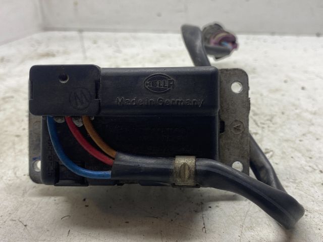 bontott AUDI A6 C4 Előtét Ellenállás Fűtőmotor