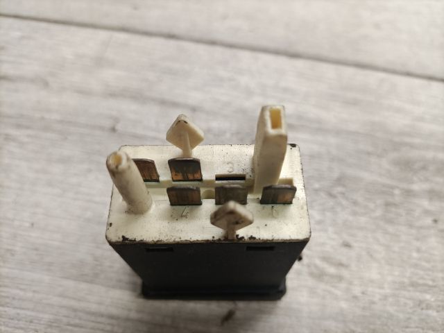 bontott AUDI A6 C4 Első Ködfényszóró Kapcsoló