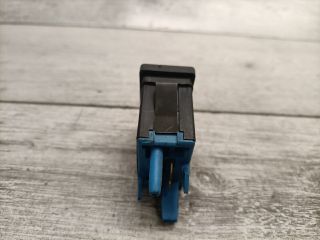 bontott AUDI A6 C4 Fényszórómagasság Állító Kapcsoló