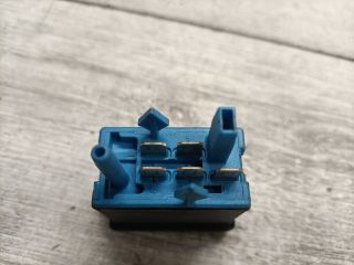 bontott AUDI A6 C4 Fényszórómagasság Állító Kapcsoló