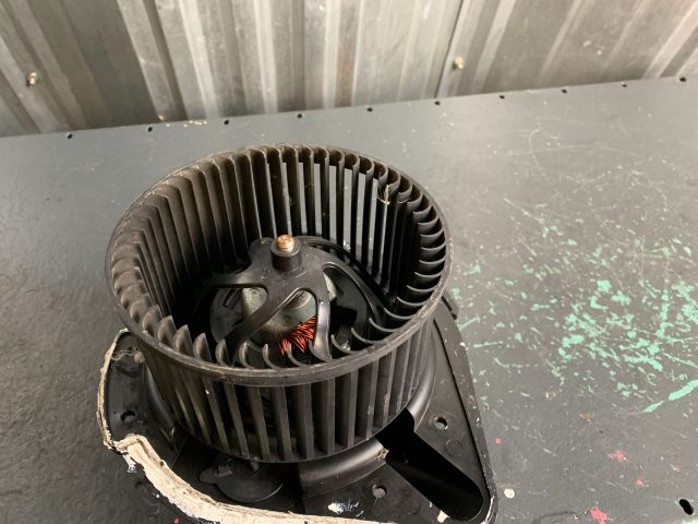 bontott AUDI A6 C4 Fűtőmotor (Klímás)