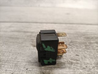 bontott AUDI A6 C4 Jobb első Ablakemelő Kapcsoló