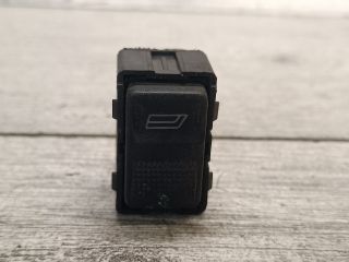 bontott AUDI A6 C4 Jobb első Ablakemelő Kapcsoló