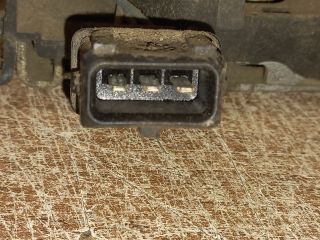 bontott AUDI A6 C4 Jobb első Ajtózár