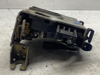 bontott AUDI A6 C4 Jobb első Ajtózár