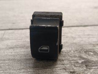 bontott AUDI A6 C4 Jobb hátsó Ablakemelő Kapcsoló