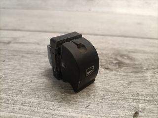 bontott AUDI A6 C4 Jobb hátsó Ablakemelő Kapcsoló