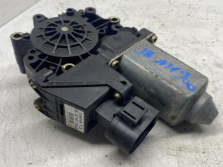bontott AUDI A6 C4 Jobb hátsó Ablakemelő Motor