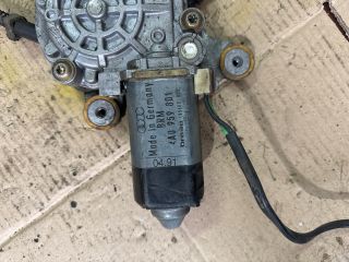 bontott AUDI A6 C4 Jobb hátsó Ablakemelő Motor