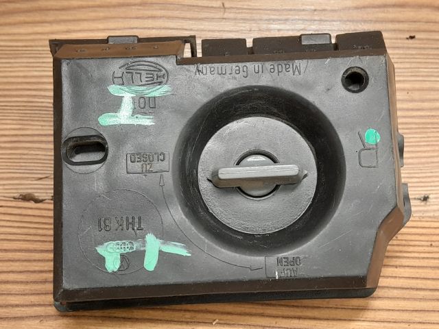 bontott AUDI A6 C4 Jobb Hátsó Lámpa Foglalat