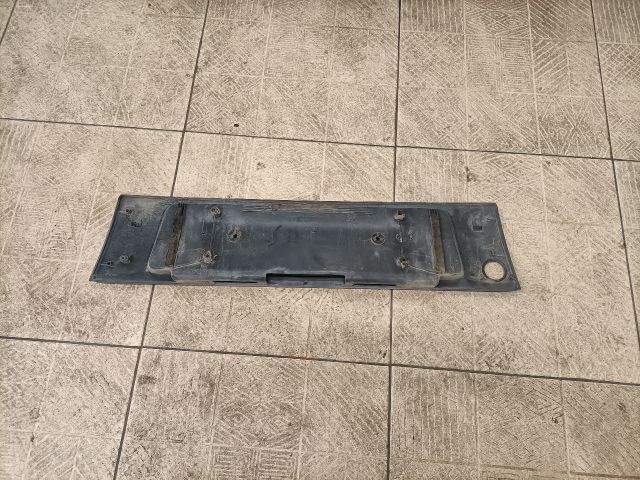 bontott AUDI A6 C4 Rendszámtábla Tartó