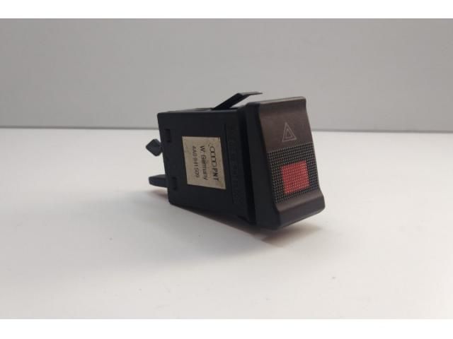 bontott AUDI A6 C4 Vészvillogó Kapcsoló