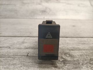 bontott AUDI A6 C4 Vészvillogó Kapcsoló