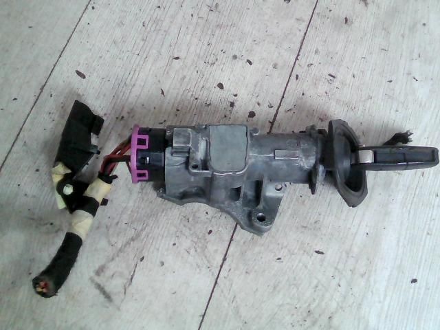 bontott AUDI A6 C5 Gyújtáskapcsoló