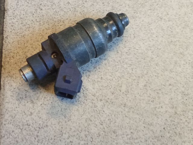 bontott AUDI A6 C5 Porlasztó (1 db)