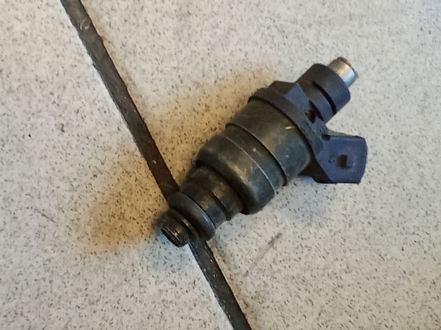 bontott AUDI A6 C5 Porlasztó (1 db)