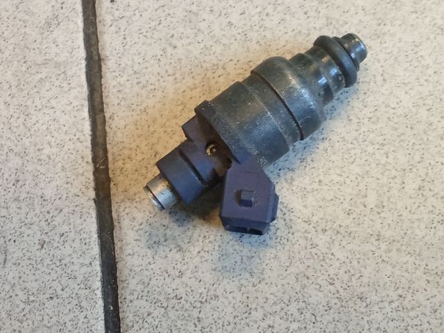 bontott AUDI A6 C5 Porlasztó (1 db)