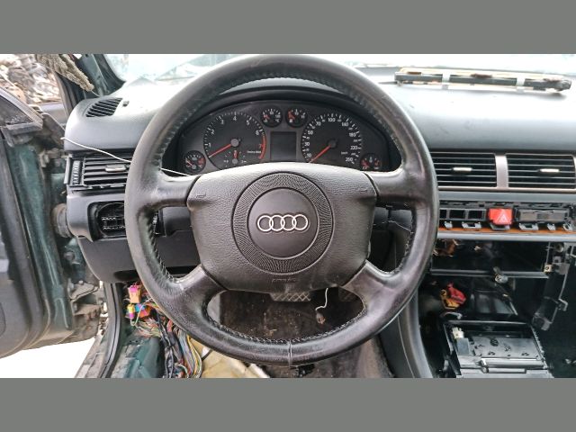 bontott AUDI A6 C5 Bal hátsó Rugó