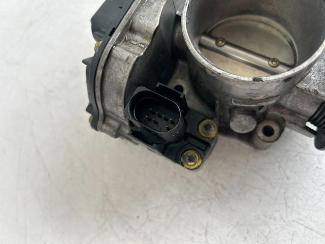 bontott AUDI A6 C5 Fojtószelep (Mechanikus)