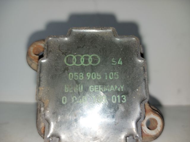 bontott AUDI A6 C5 Gyújtótrafó