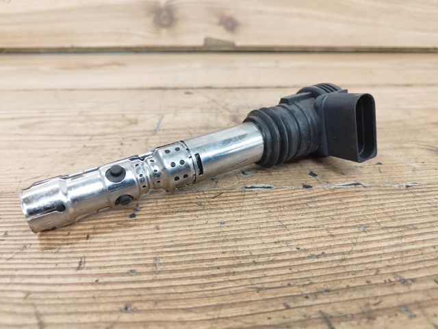 bontott AUDI A6 C5 Gyújtótrafó