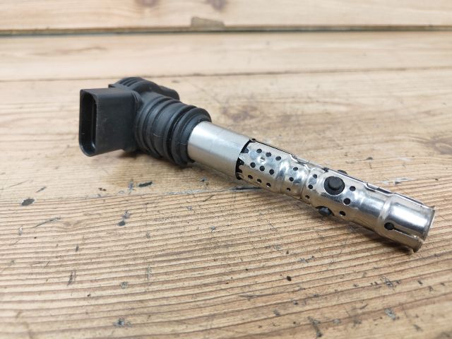 bontott AUDI A6 C5 Gyújtótrafó