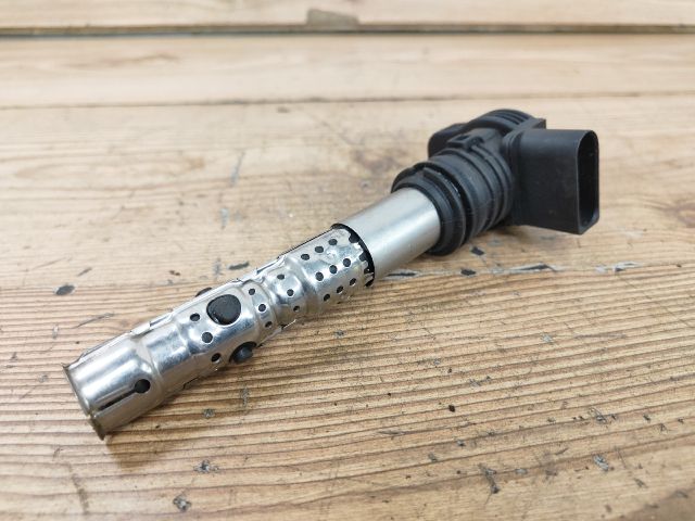 bontott AUDI A6 C5 Gyújtótrafó