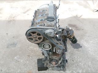 bontott AUDI A6 C5 Motor (Fűzött blokk hengerfejjel)