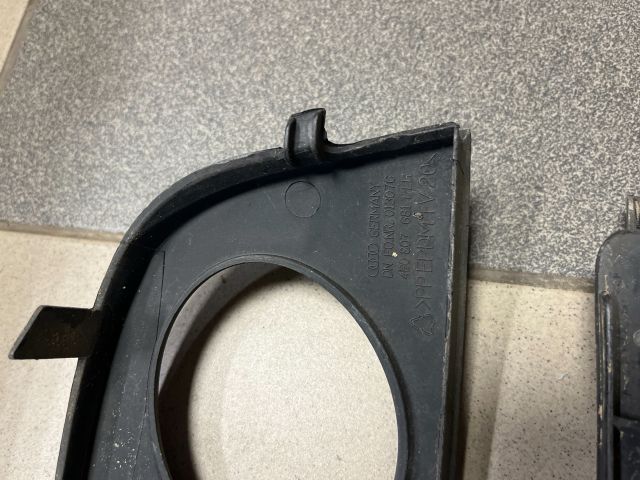 bontott AUDI A6 C5 Bal Ködlámpa Rács