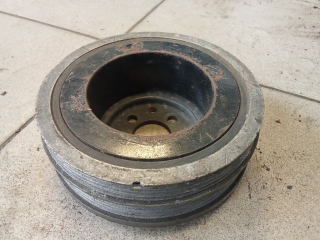 bontott AUDI A6 C5 Főtengely Szíjtárcsa