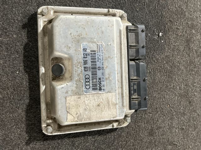 bontott AUDI A6 C5 Motorvezérlő