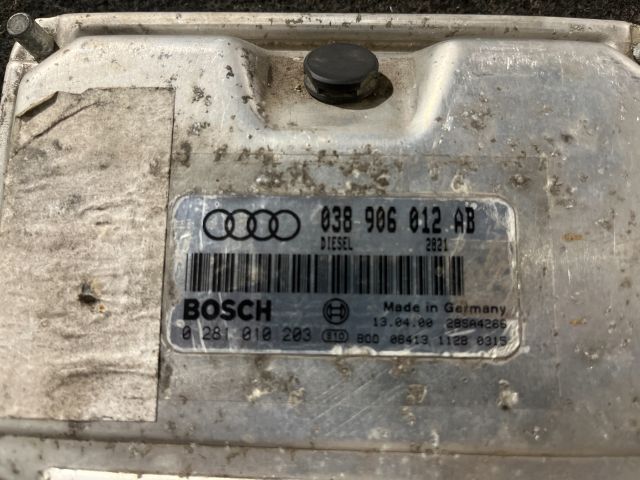 bontott AUDI A6 C5 Motorvezérlő