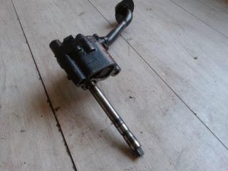 bontott AUDI A6 C5 Olajszivattyú