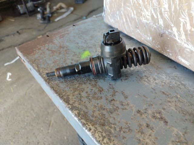 bontott AUDI A6 C5 Porlasztó (1 db)