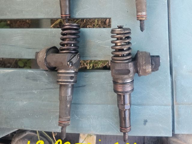 bontott AUDI A6 C5 Porlasztó (1 db)