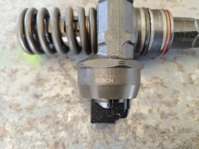 bontott AUDI A6 C5 Porlasztó (1 db)